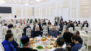 В Саратове прошел коллективный ифтар для участников СВО и членов их семей