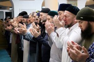 В Саратовской Соборной мечети прошел последний Таравих-намаз 2026 года