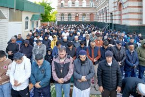 Тысячи мусульман встретили Курбан-Байрам в Саратовской мечети