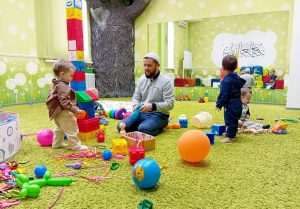 Малышей от года ждут на уроках по изучению Корана